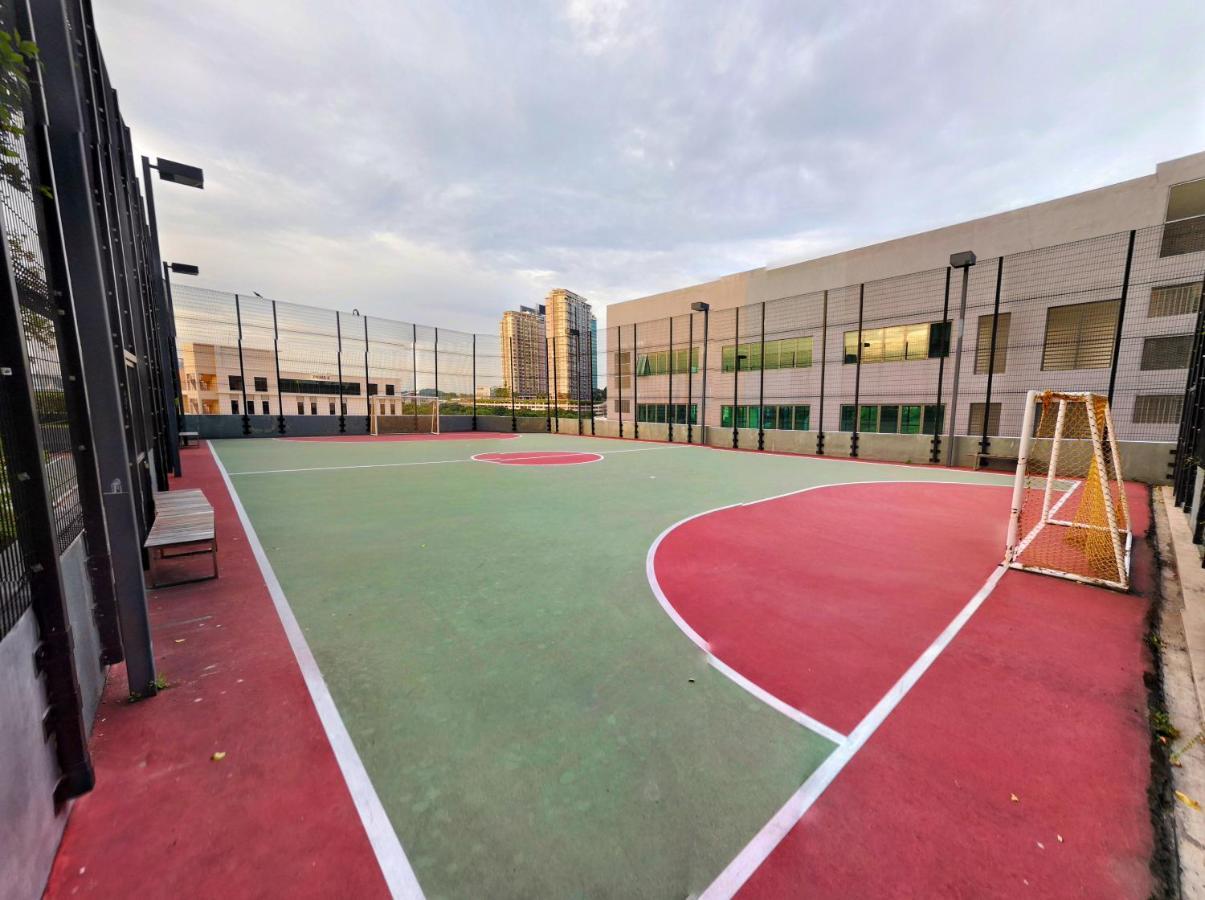 Cybersquare By Beestay Management Cyberjaya Zewnętrze zdjęcie